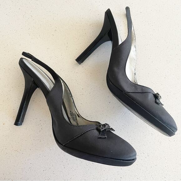Nine West Black Slingback Heels Fabric Size 9 with 4.5” Heel Round Toe - Picture 10 of 11